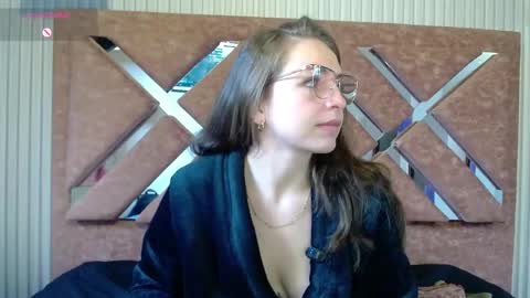 Snapshot of _isaabellaa chatting on 5, 6, 2026 Isa online show from 5, 6, 2026