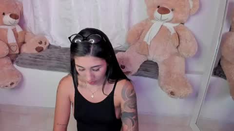 Snapshot of _isabella99_ chatting on 23, 5, 2026 Isabella online show from 23, 5, 2026