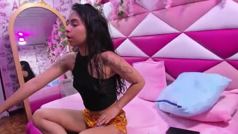 _isabella_swan online show from 12, 10, 2025