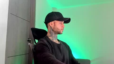 Snapshot of _jamesleandros chatting on 6, 6, 2026 jeison online show from 6, 6, 2026