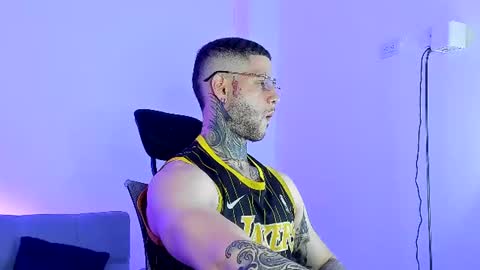 Snapshot of _jamesleandros chatting on 19, 6, 2026 jeison online show from 19, 6, 2026