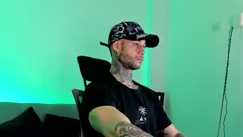 Snapshot of _jamesleandros chatting on 29, 6, 2026 jeison online show from 29, 6, 2026