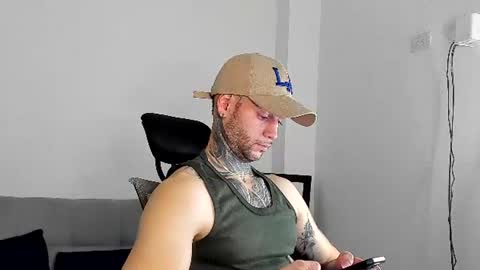 Snapshot of _jamesleandros chatting on 19, 7, 2026 jeison online show from 19, 7, 2026