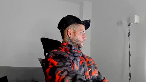 Snapshot of _jamesleandros chatting on 23, 7, 2026 jeison online show from 23, 7, 2026
