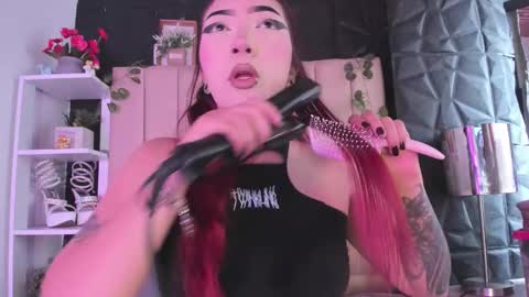 Mia online show from 23, 2, 2026