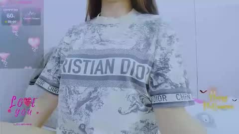 Snapshot of _joly_ chatting on 4, 12, 2025 Joly online show from 4, 12, 2025