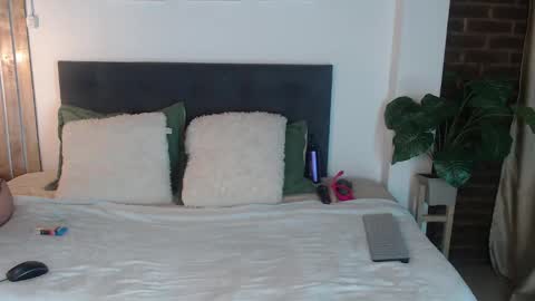 Snapshot of _kathya_spinelli_ chatting on 24, 9, 2025 kathy online show from 24, 9, 2025