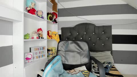 Snapshot of _kendal_hot chatting on 16, 12, 2024 A L E J A online show from 16, 12, 2024