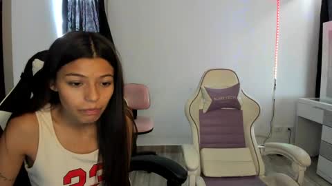 khloe sweet online show from 3, 2, 2025