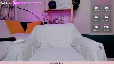 Kiara 0100 - 0700 UTC almost every day online show from 25, 11, 2025