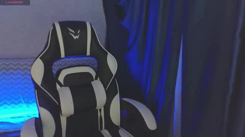 Molly   Emily online show from 17, 9, 2025