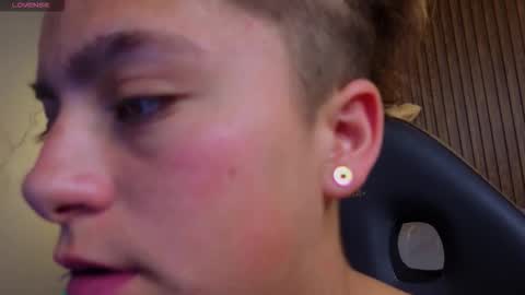 _kitten_1 online show from 10, 3, 2026