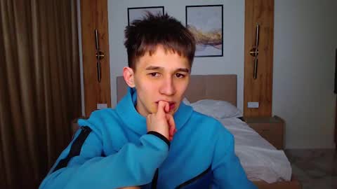 Snapshot of _kurt chatting on 19, 2, 2025 Kurt online show from 19, 2, 2025