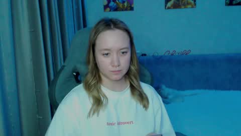 _lalune_ online show from 25, 1, 2025