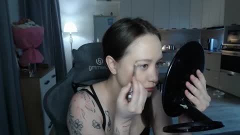 _lalune_ online show from 23, 2, 2026