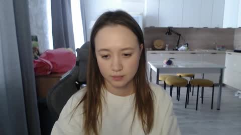 _lalune_ online show from 1, 3, 2026