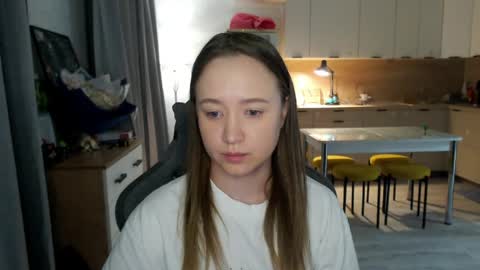 Snapshot of _lalune_ chatting on 20, 4, 2026 _lalune_ online show from 20, 4, 2026