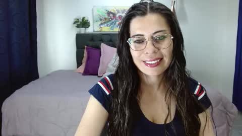 paulina  online show from 5, 1, 2025