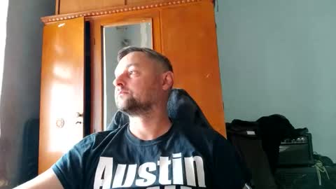 Snapshot of _lastjedi_ chatting on 29, 9, 2025 OBI-WAN online show from 29, 9, 2025