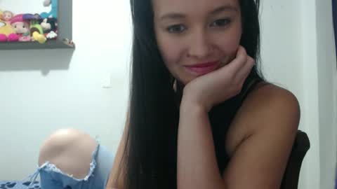 Lauren 3 online show from 13, 9, 2025