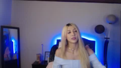 Snapshot of _lia_baby chatting on 24, 9, 2025 Lia online show from 24, 9, 2025