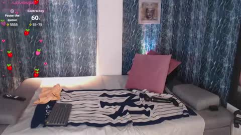 Snapshot of _lilithrose chatting on 19, 9, 2025 Ask me online show from 19, 9, 2025