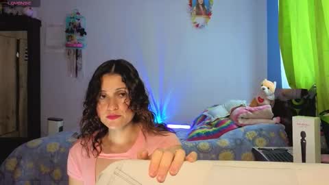 Snapshot of _lindasy_ chatting on 19, 11, 2025 Lindasy online show from 19, 11, 2025