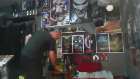 Snapshot of _longfellow chatting on 11, 9, 2025 That guy online show from 11, 9, 2025