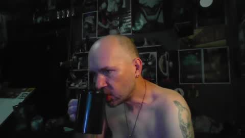 Snapshot of _longfellow chatting on 14, 9, 2025 That guy online show from 14, 9, 2025