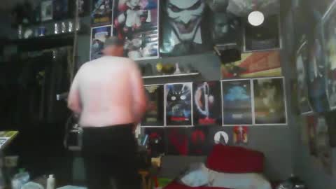 Snapshot of _longfellow chatting on 16, 9, 2025 That guy online show from 16, 9, 2025