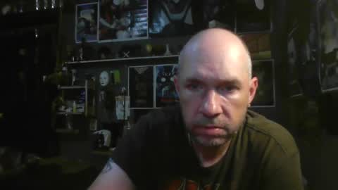 Snapshot of _longfellow chatting on 2, 10, 2025 That guy online show from 2, 10, 2025