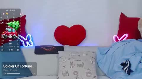 Snapshot of _lorik chatting on 14, 1, 2025   online show from 14, 1, 2025