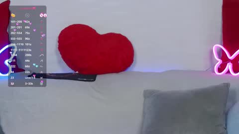 Snapshot of _lorik chatting on 31, 1, 2025   online show from 31, 1, 2025