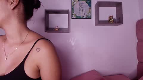 Lorrayne online show from 16, 1, 2025