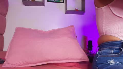 Lorrayne online show from 11, 2, 2025