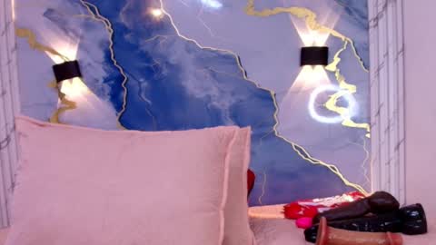 Lorrayne online show from 8, 10, 2025