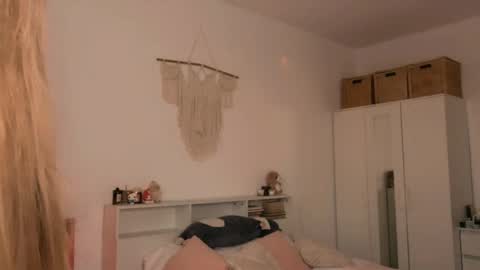 Snapshot of _loveliness_ chatting on 27, 4, 2026 Amanda mandy online show from 27, 4, 2026