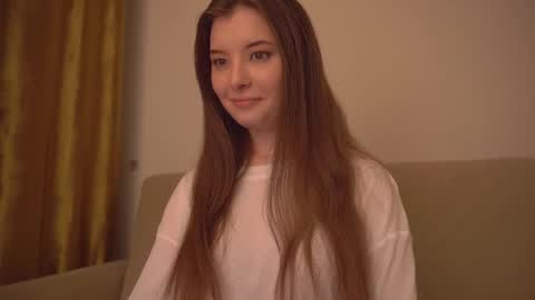 Snapshot of _lovelyen chatting on 18, 9, 2025 Alice online show from 18, 9, 2025