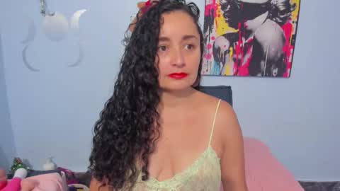  luna  sweet  online show from 27, 9, 2025