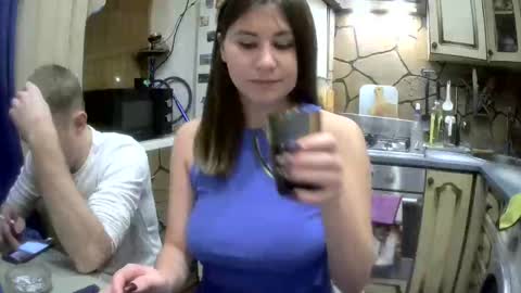 Snapshot of _magic_kis chatting on 12, 12, 2024 _magic_kis online show from 12, 12, 2024