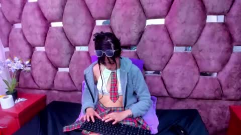 _maleja_19 online show from 6, 3, 2025