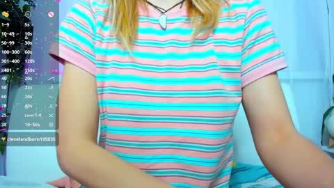 Snapshot of _mari_so chatting on 21, 2, 2025 Scarlett online show from 21, 2, 2025