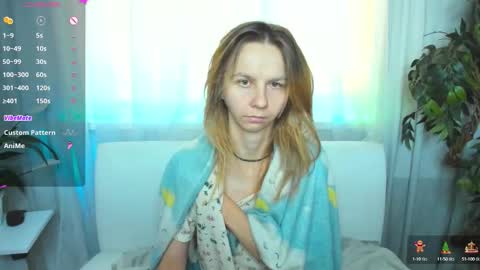 Snapshot of _mari_so chatting on 5, 10, 2025 Scarlett online show from 5, 10, 2025