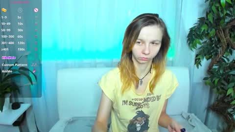 Snapshot of _mari_so chatting on 26, 11, 2025 Scarlett online show from 26, 11, 2025