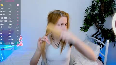 Snapshot of _mari_so chatting on 7, 5, 2026 Scarlett online show from 7, 5, 2026