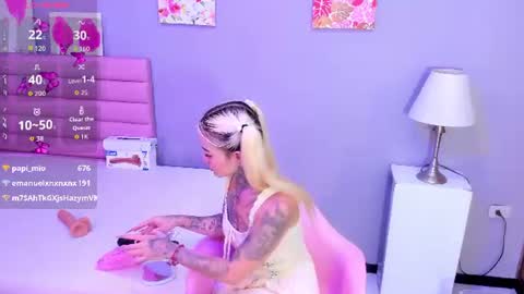 Snapshot of _mariangel1 chatting on 29, 6, 2026 _mariangel1 online show from 29, 6, 2026