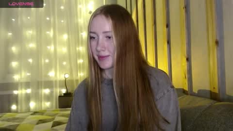 Snapshot of _marianne_ chatting on 28, 12, 2024 online show from 28, 12, 2024