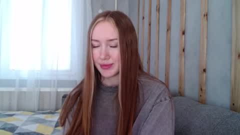 Snapshot of _marianne_ chatting on 27, 2, 2025 online show from 27, 2, 2025