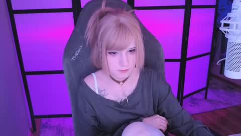 Snapshot of _mariko_ chatting on 27, 4, 2026 Mariko online show from 27, 4, 2026