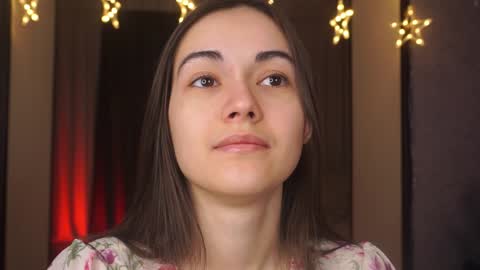  Gwen  online show from 27, 12, 2024